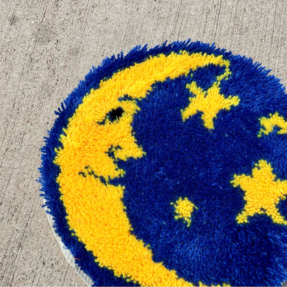 Handmade Vintage 1970s Tufted Rugs/Latch Hook Rugs/Wall Hangings/Moon&Star - Picture 3 of 5